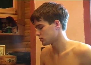 Mature mommy fucking her big-dicked son